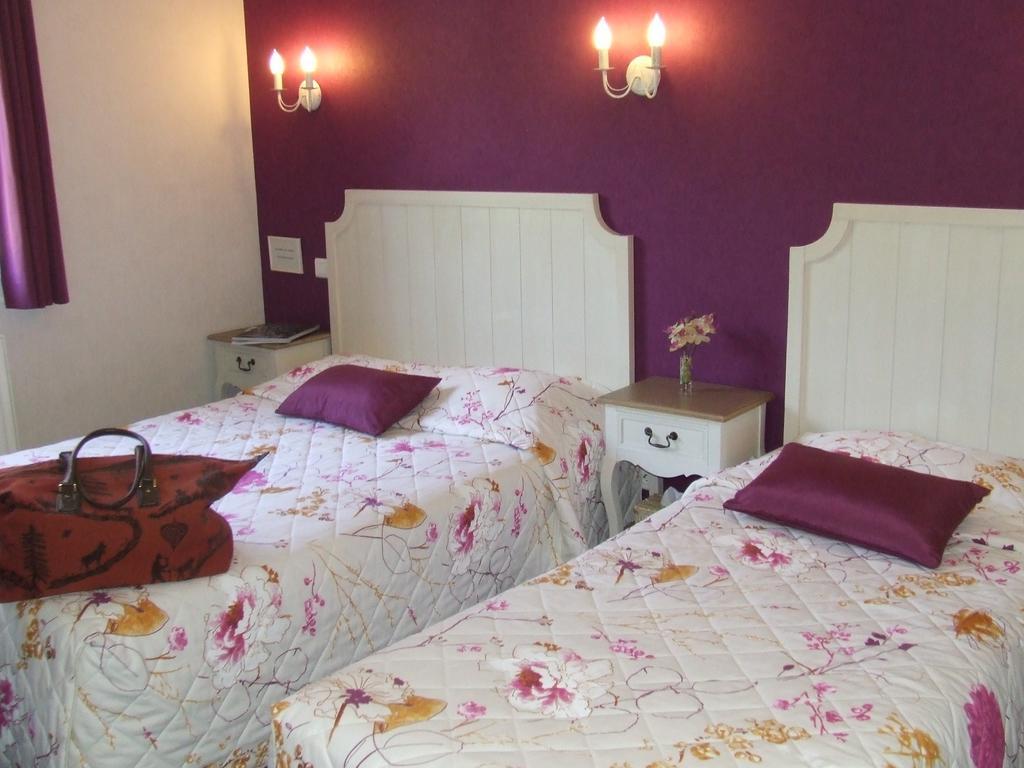 Hotel De La Poste Chagny  Rom bilde