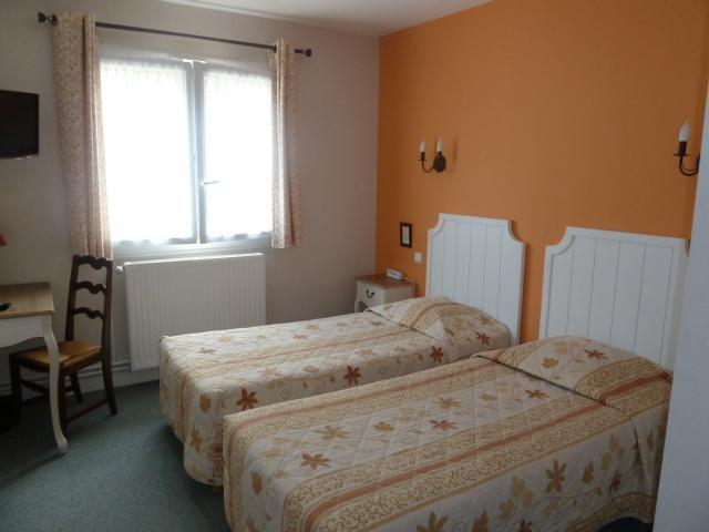 Hotel De La Poste Chagny  Rom bilde
